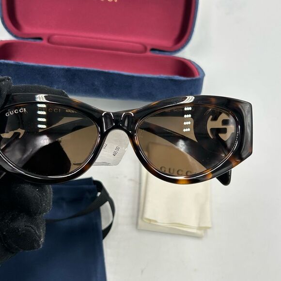 Gucci oval frame sunglasses. NWT. - Picture 10 of 10